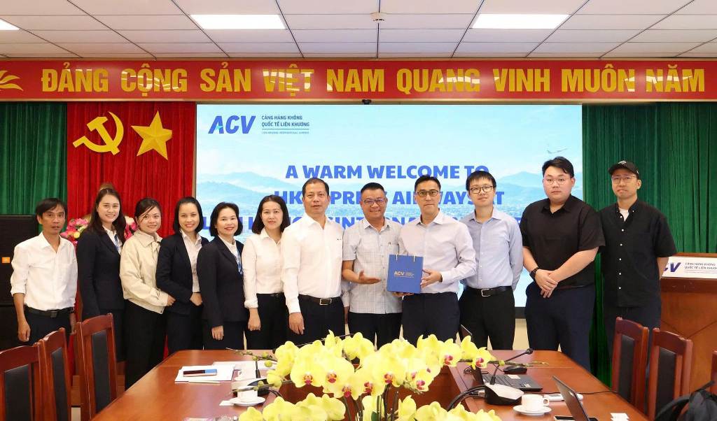 Express Airways khảo sát khai thác đường bay Hồng Kông- Liên Khương 